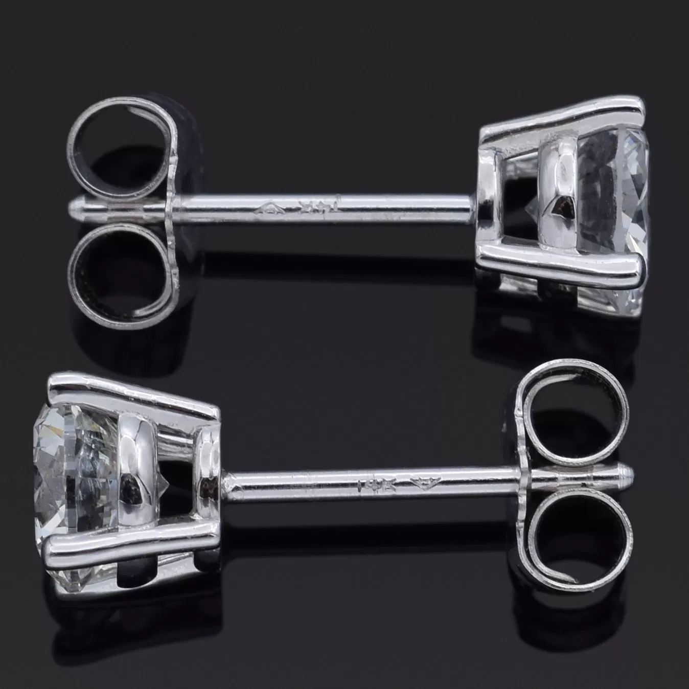 14K White Gold 0.86 TCW Natural Diamond Round Stud Earrings 4.75 mm