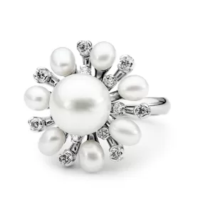 18ct White Gold, Pearl and Diamond Ring