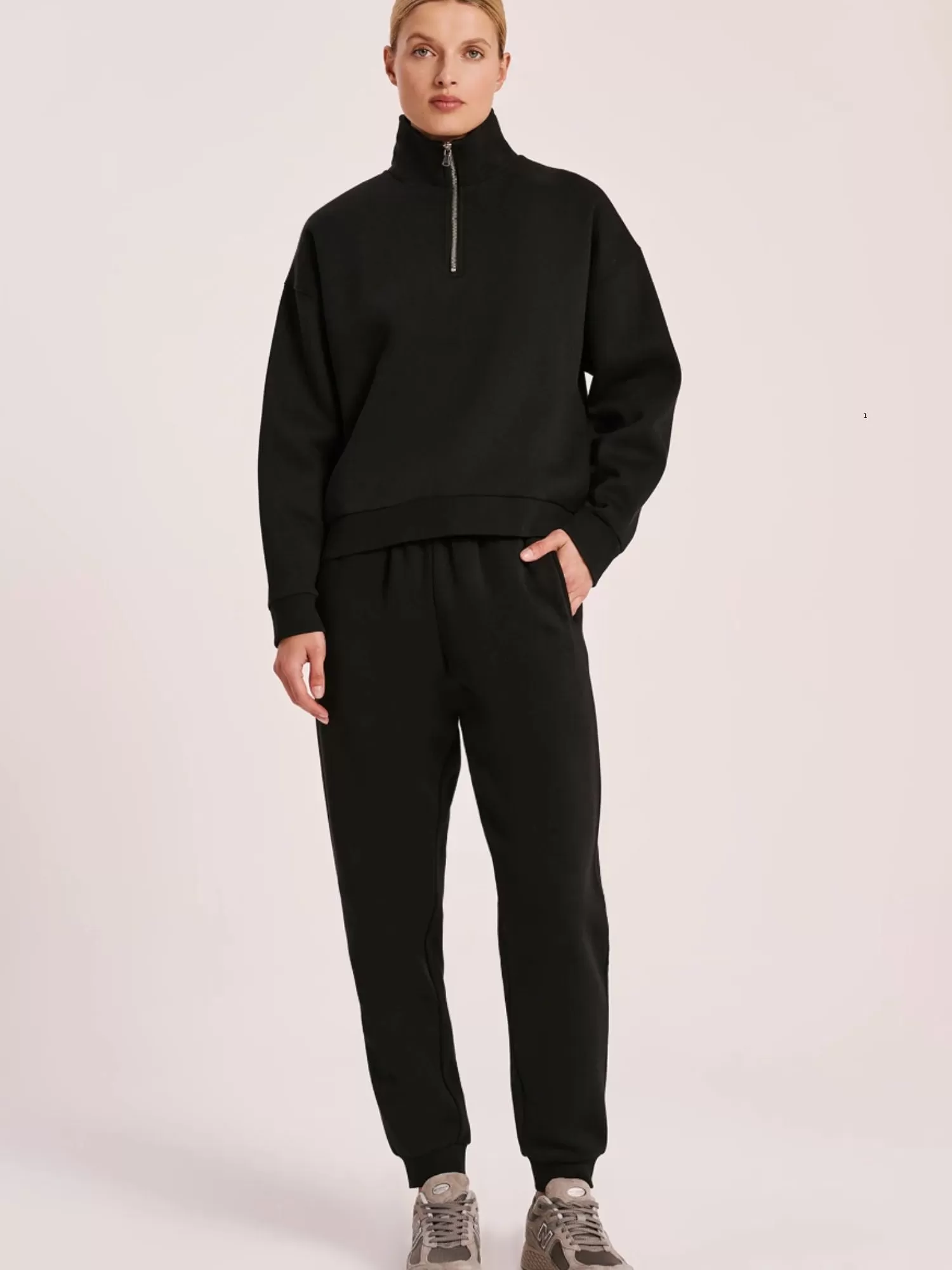 Carter Classic Trackpant | Black