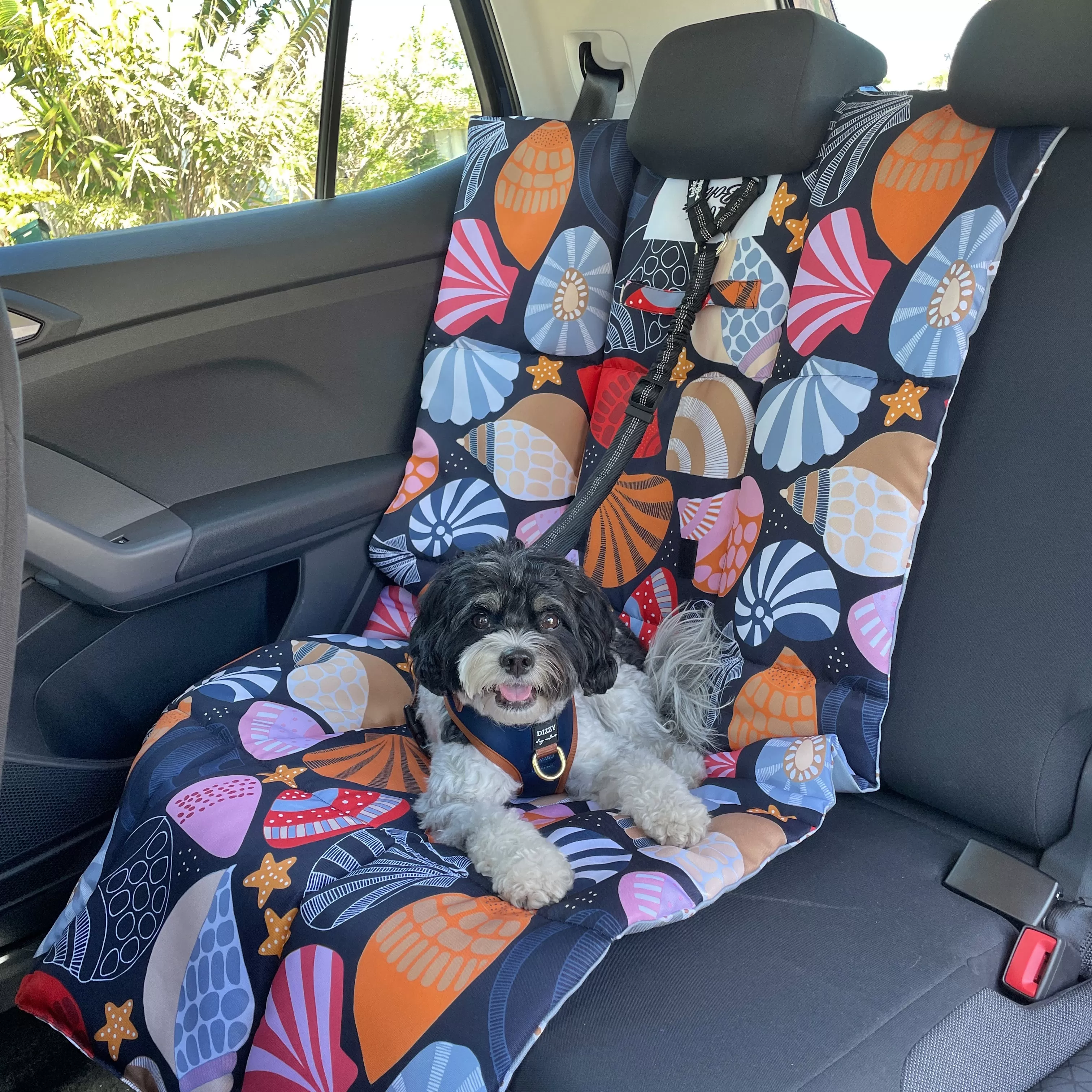 Daydream Shells Dog Travel Mat