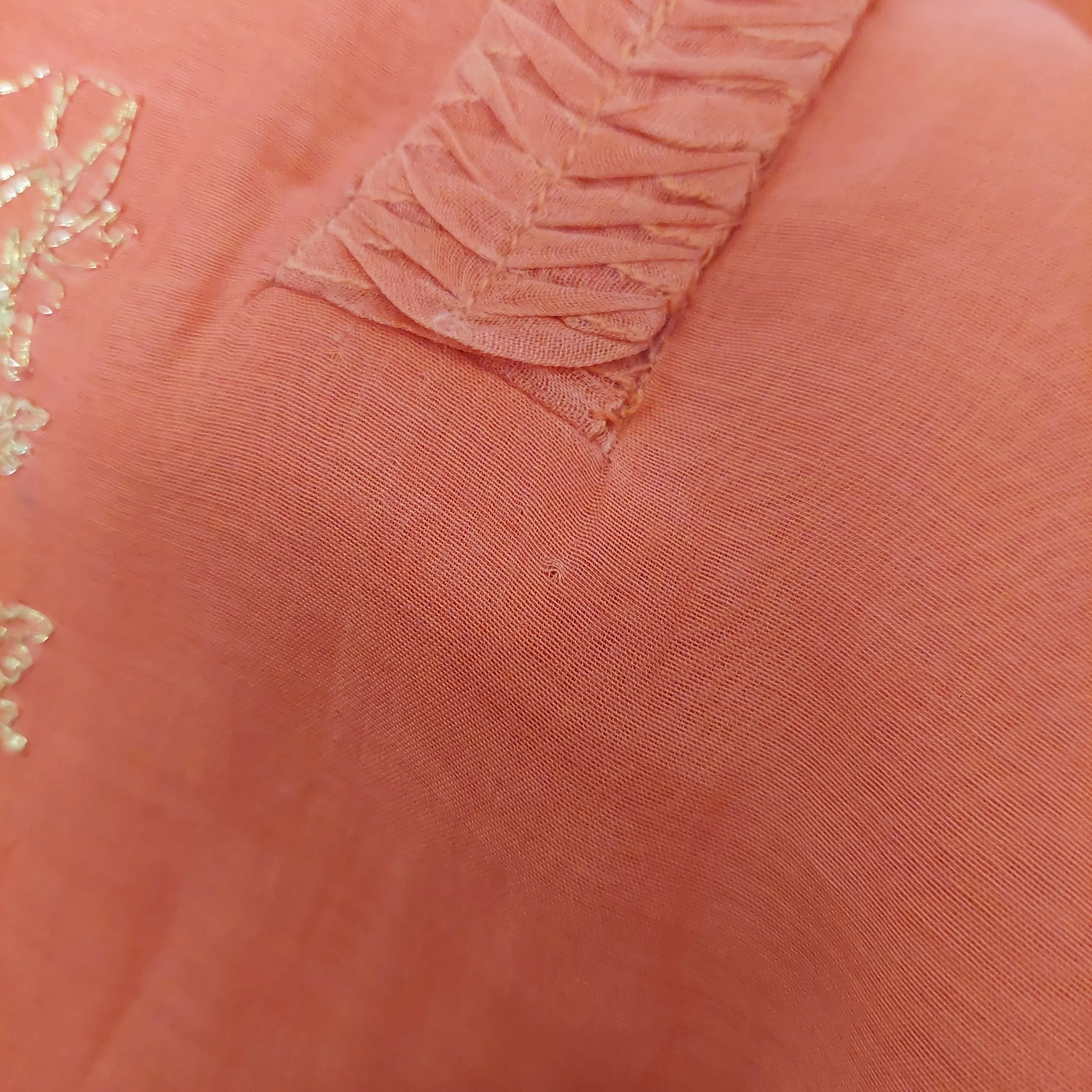 Miraka by Misha Lakhani Coral Embroidered Kurta | Pre Loved |