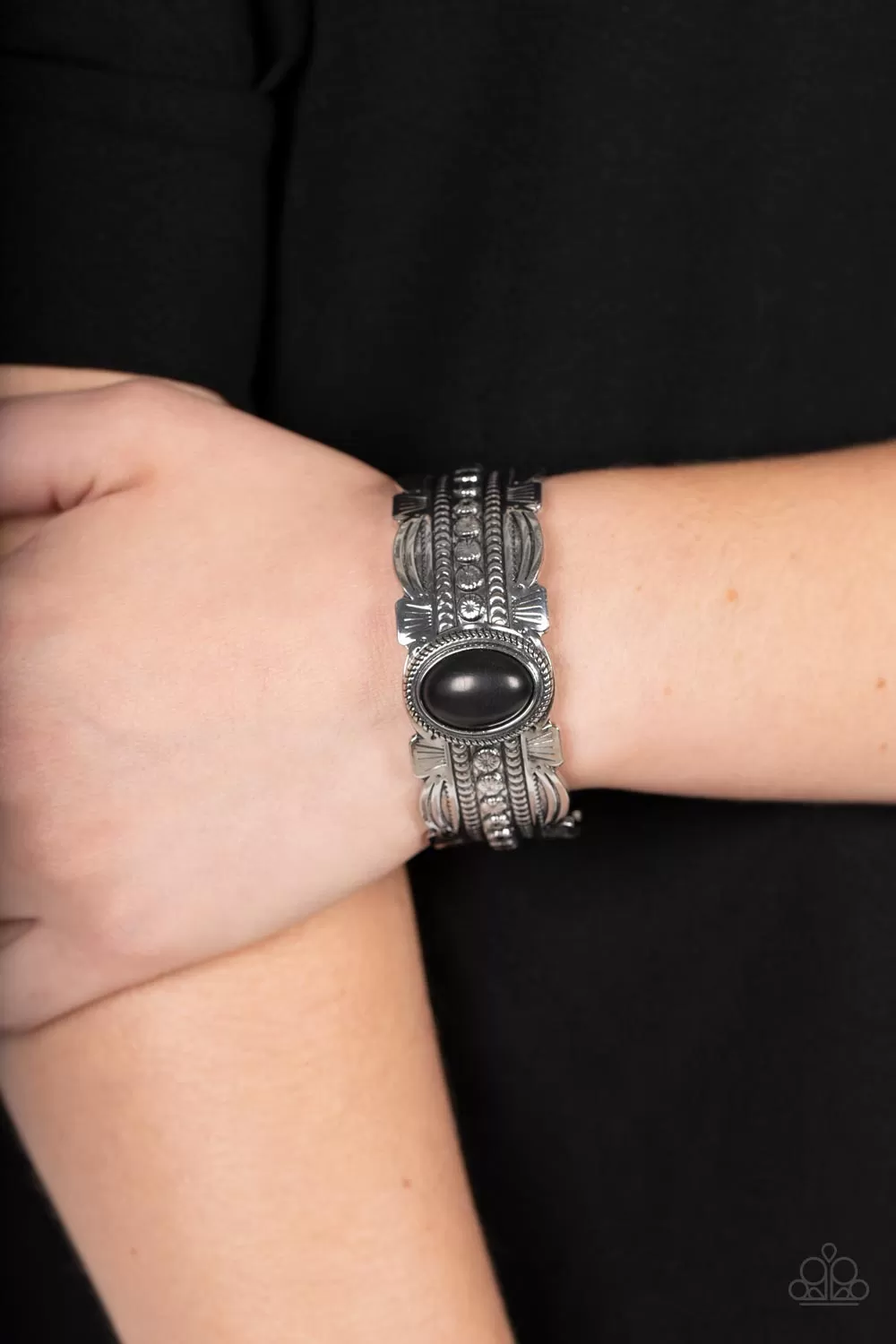 Paparazzi Desert Stroll - Black Cuff Bracelet