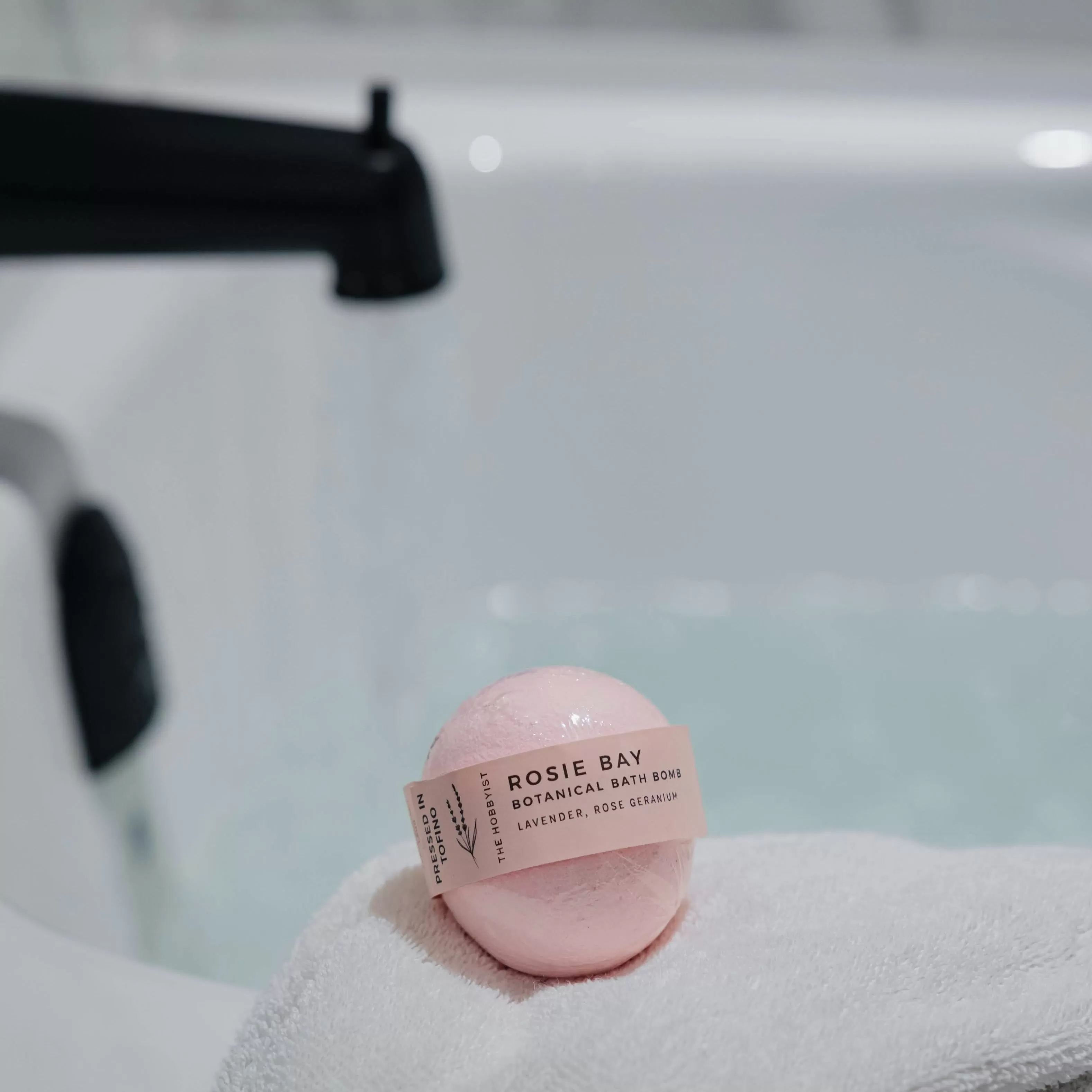 Rosie Bay | Botanical Bath Bomb