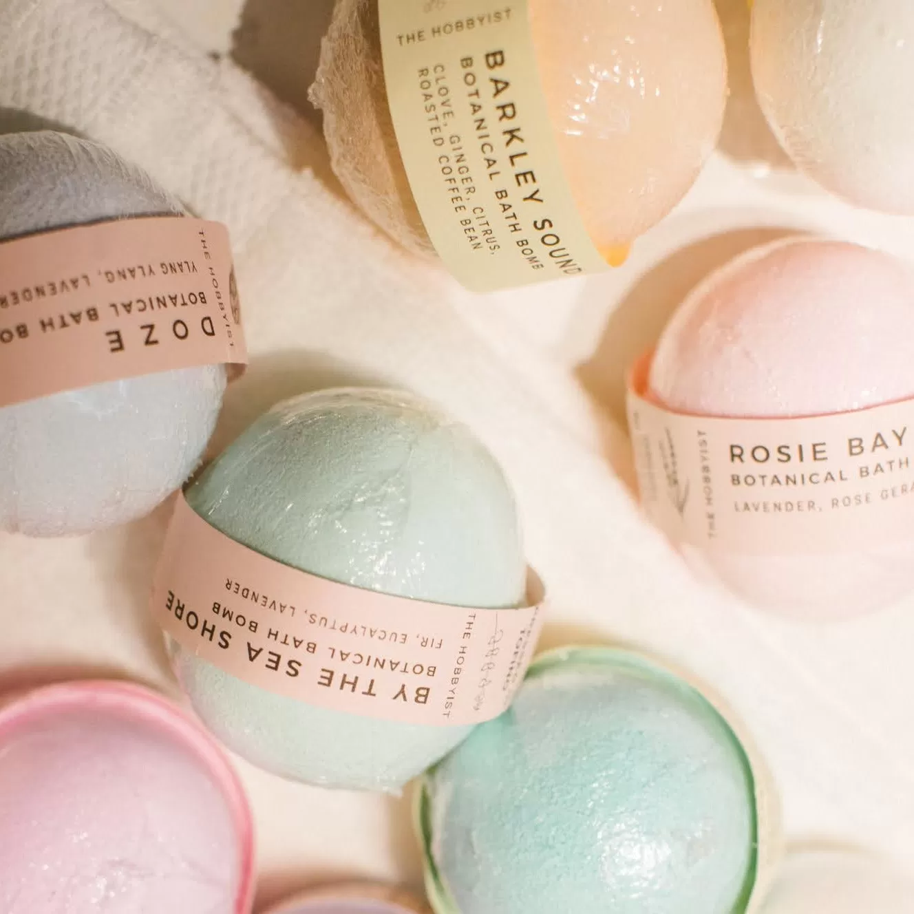 Rosie Bay | Botanical Bath Bomb