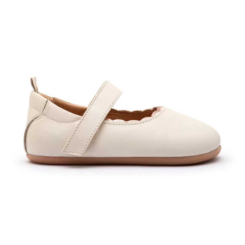 Roundy Shoes - Tapioca / Rose Gold